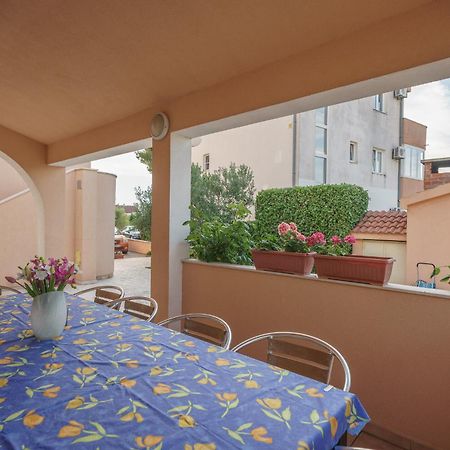 Apartmani Nedoklan Srima Exterior foto
