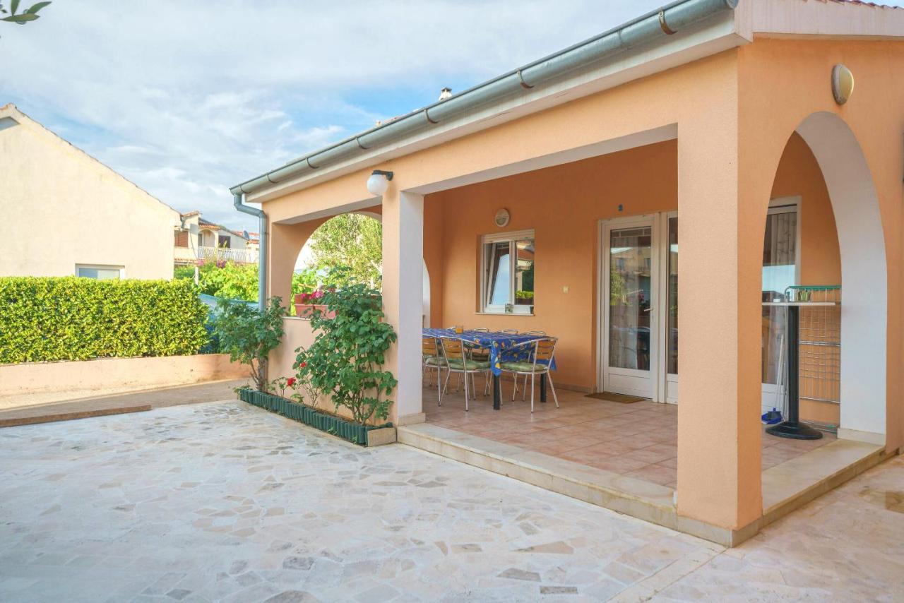 Apartmani Nedoklan Srima Exterior foto