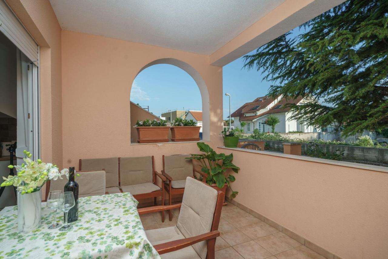 Apartmani Nedoklan Srima Exterior foto