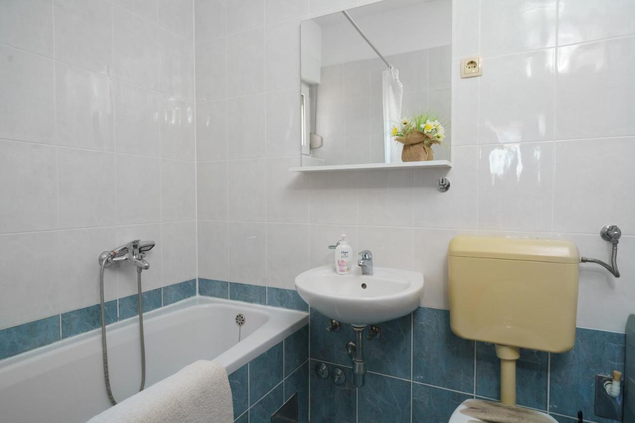 Apartmani Nedoklan Srima Exterior foto