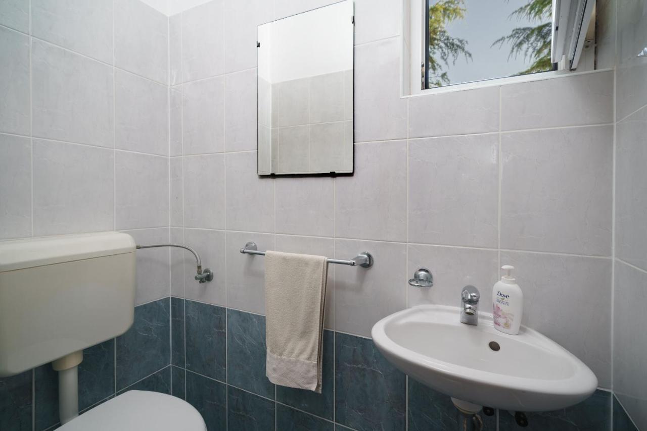 Apartmani Nedoklan Srima Exterior foto