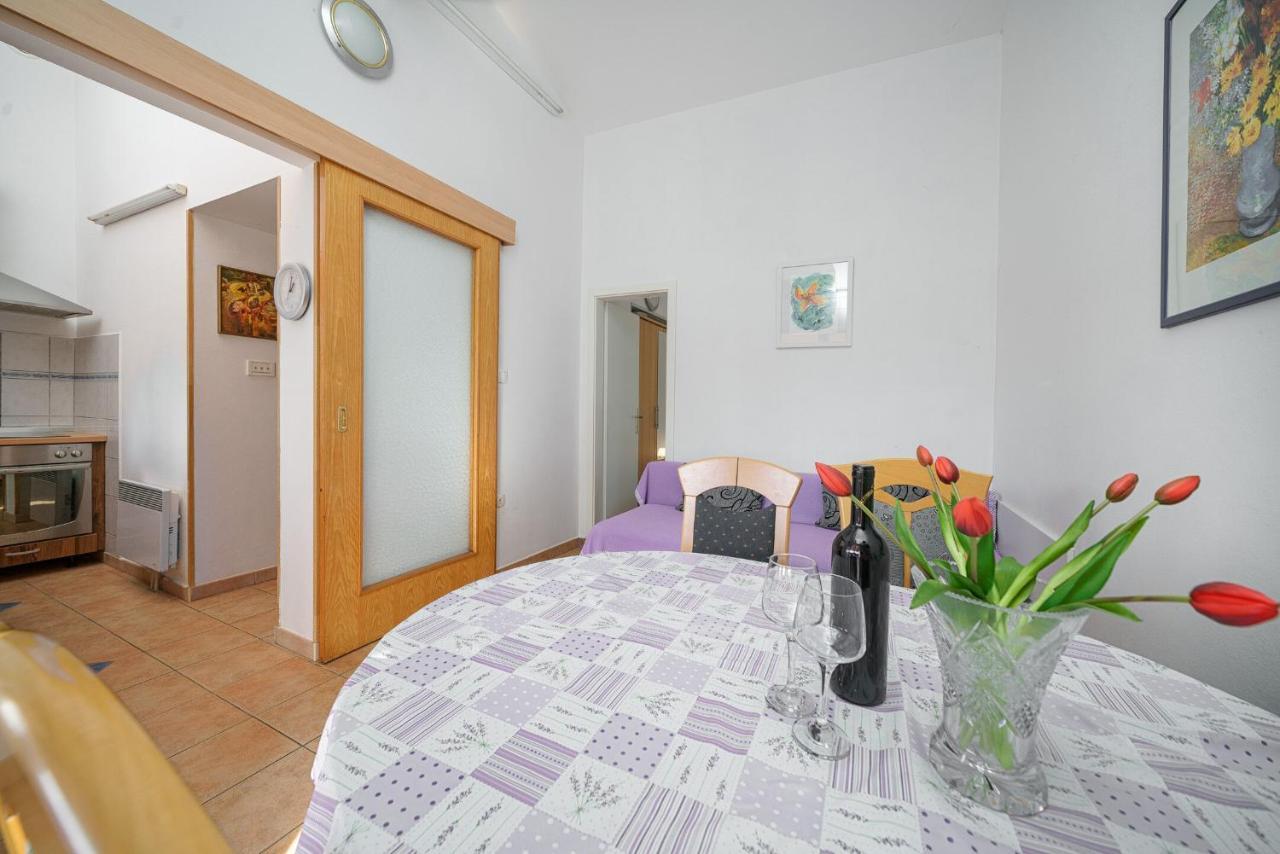 Apartmani Nedoklan Srima Exterior foto